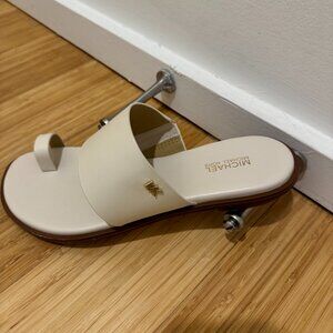 Michael Kors Off-white August Flat Toe-Ring Sandal, Size 7